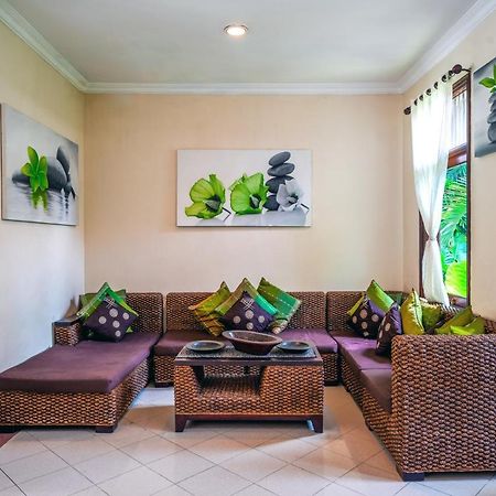 Villa Mica - Kuta - 5 Bedrooms - 5 Bathrooms - Great Location Екстериор снимка