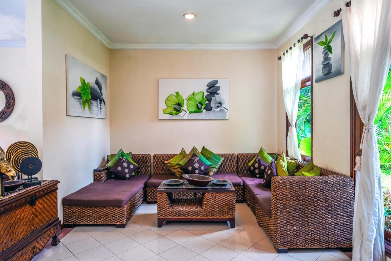 Villa Mica - Kuta - 5 Bedrooms - 5 Bathrooms - Great Location Екстериор снимка